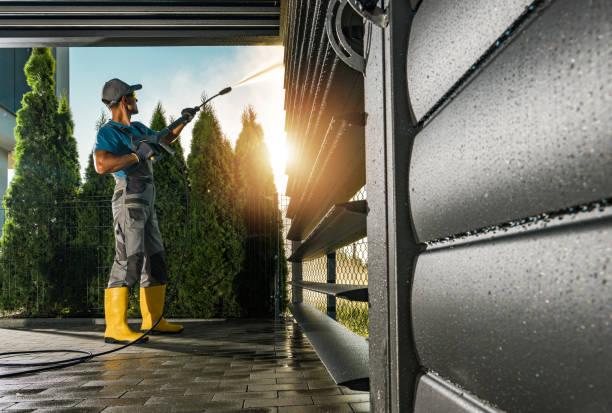 Best Animal Enclosure Cleaning  in Suisun City, CA